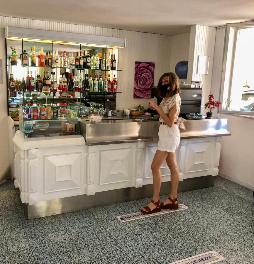 Hotel Napoleon Riccione Exterior foto