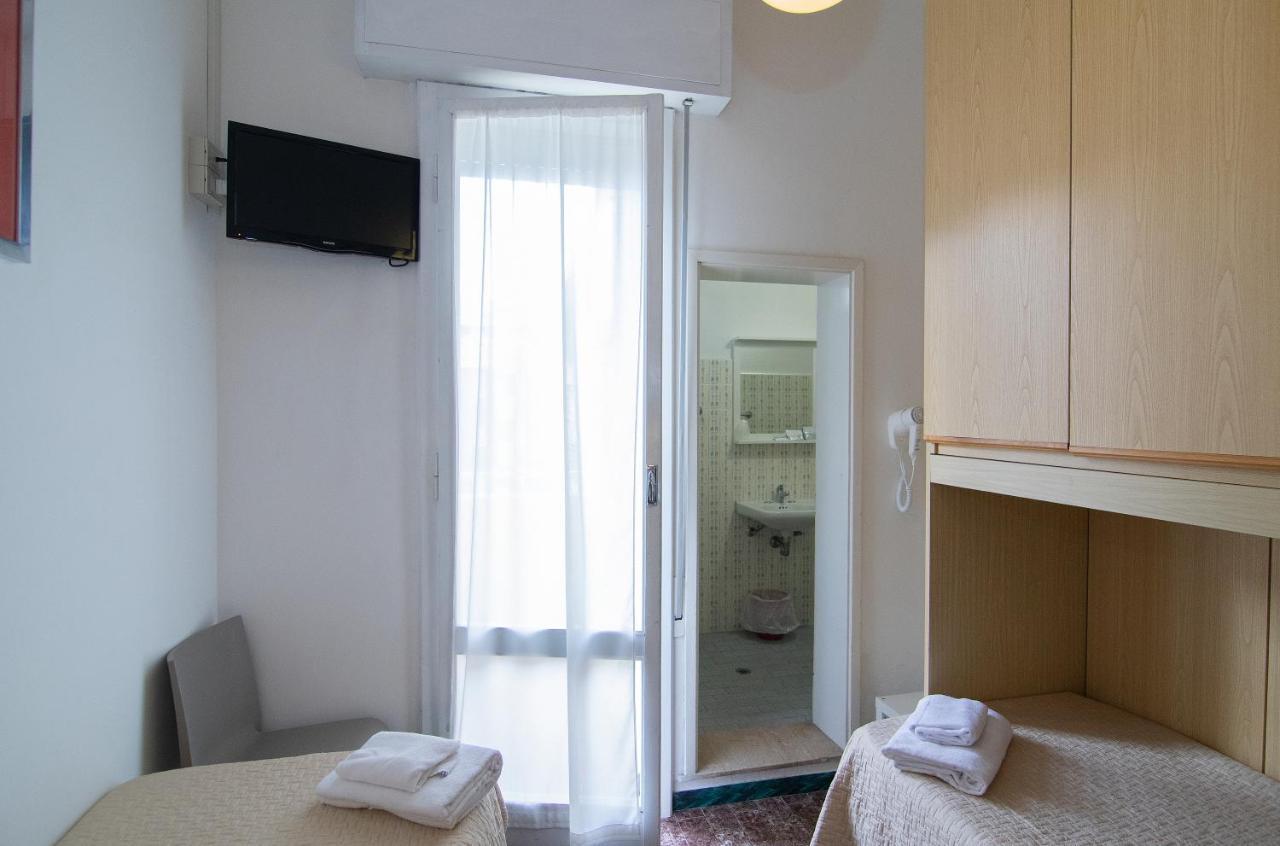 Hotel Napoleon Riccione Exterior foto